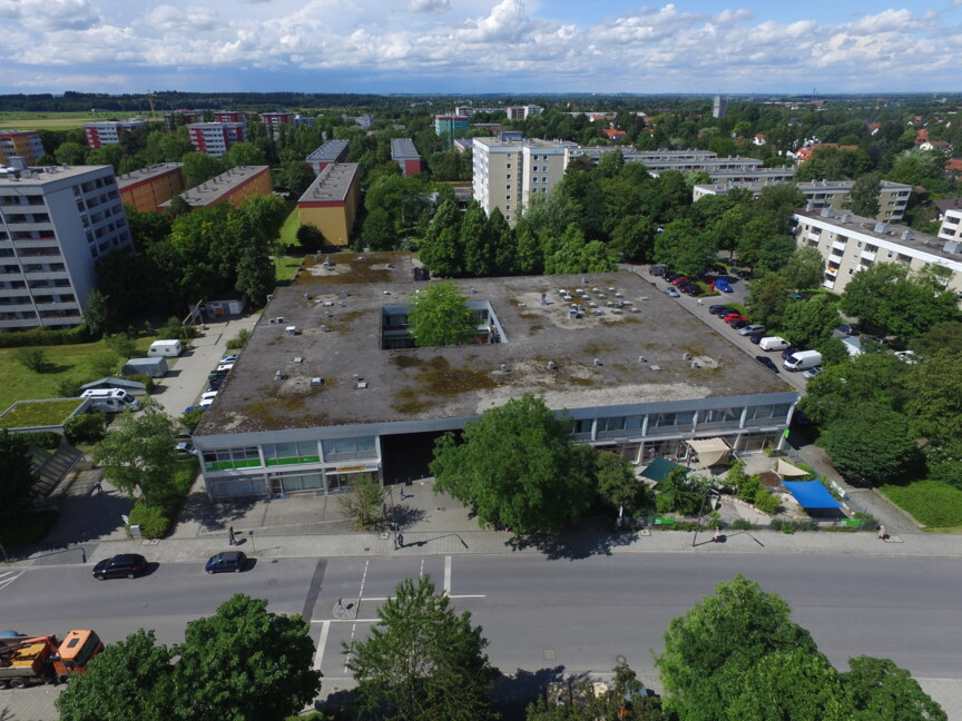 Vogelperspektive Nahversorgungszentrum Wiesentfelser Strasse München