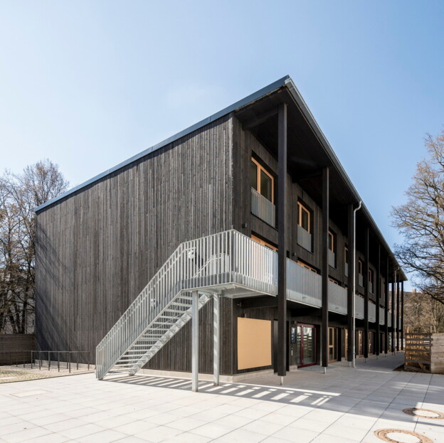 Ansicht des neuen Gebäudes in Holzhybridbauweise